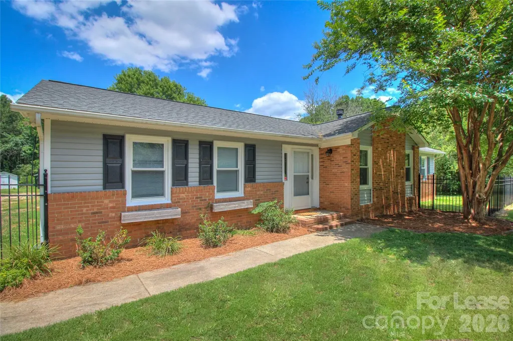 1112 Willoughby Road Monroe NC 28110