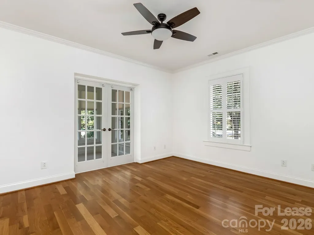 2243 Selwyn Avenue Charlotte NC 28207