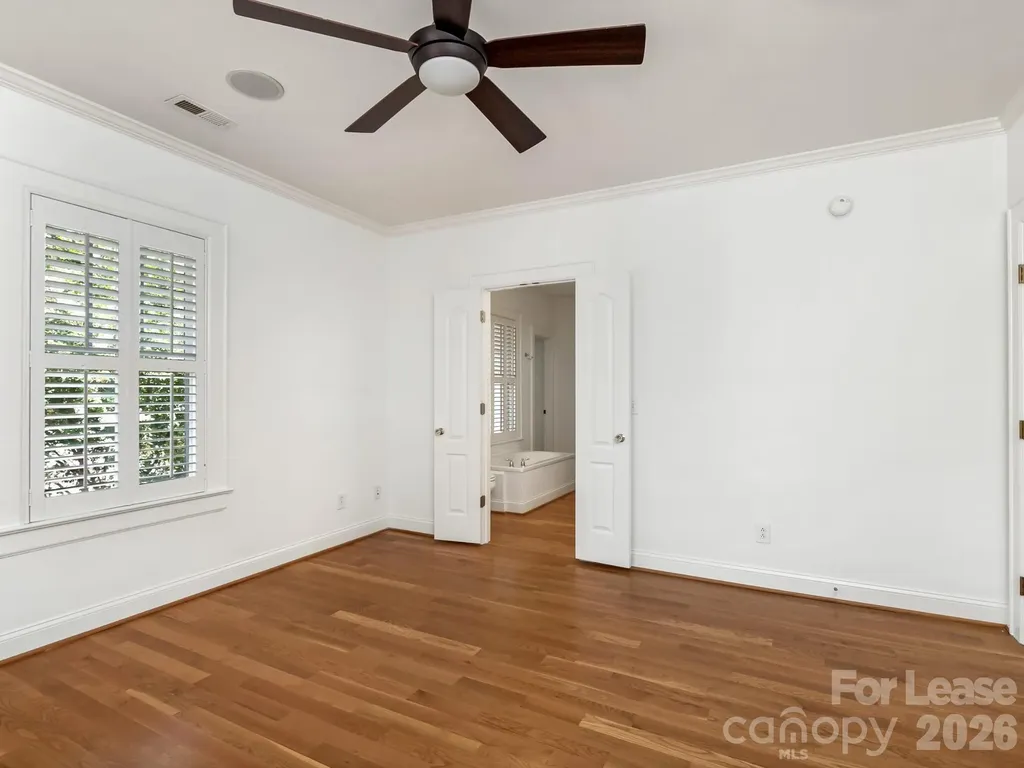 2243 Selwyn Avenue Charlotte NC 28207