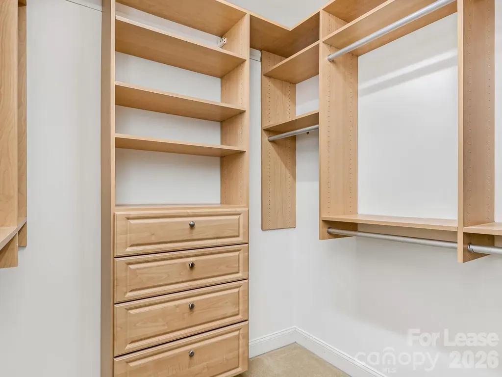 2243 Selwyn Avenue Charlotte NC 28207