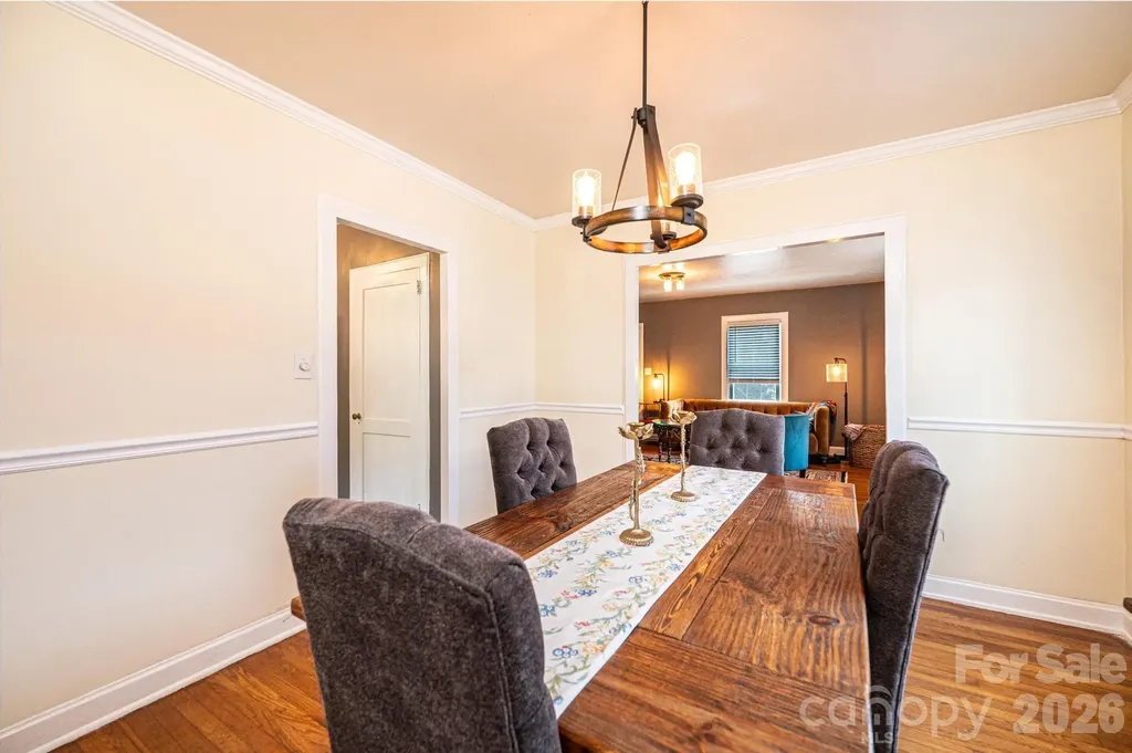 1240 12th Street Place NW Hickory NC 28601