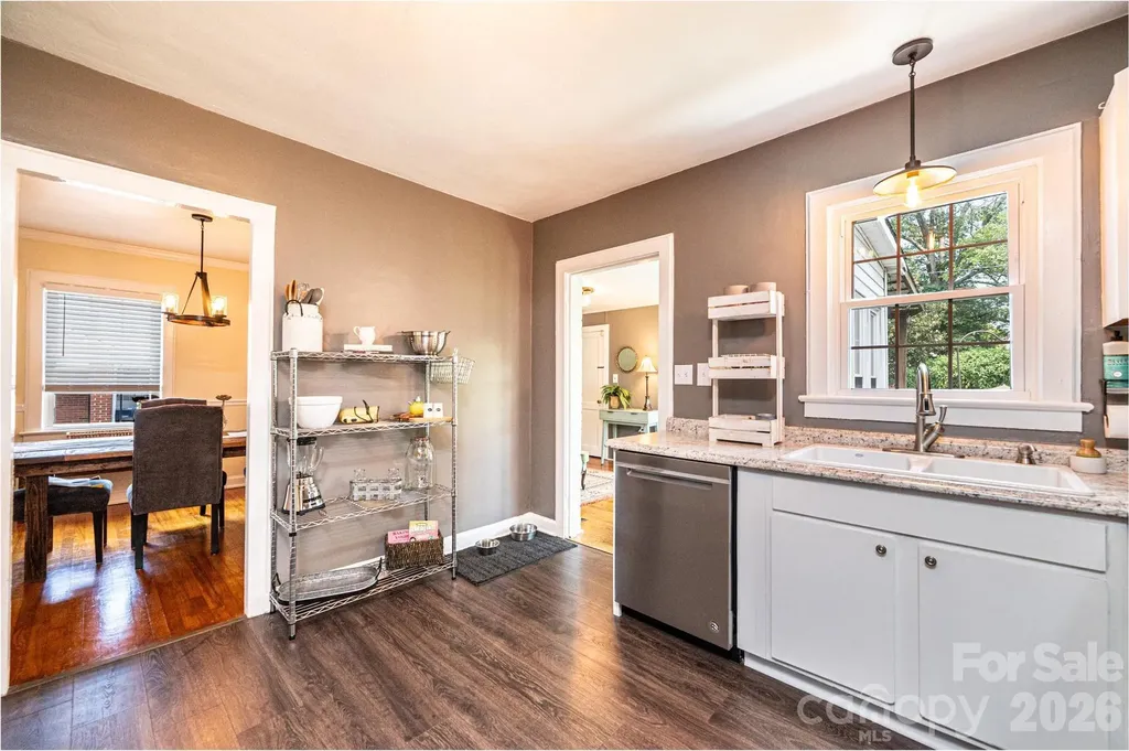 1240 12th Street Place NW Hickory NC 28601