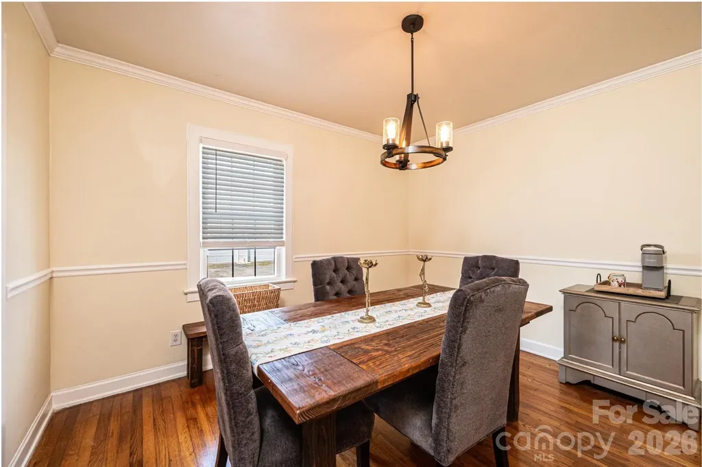 1240 12th Street Place NW Hickory NC 28601