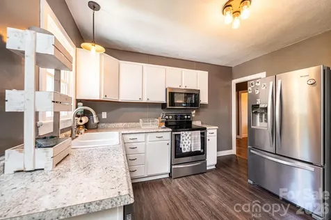 1240 12th Street Place NW Hickory NC 28601