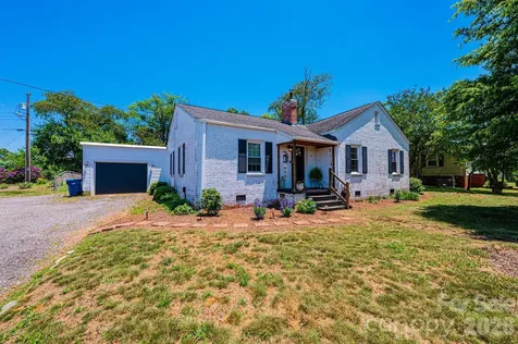 1240 12th Street Place NW Hickory NC 28601