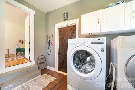 1240 12th Street Place NW Hickory NC 28601