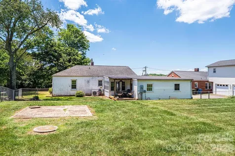 1240 12th Street Place NW Hickory NC 28601