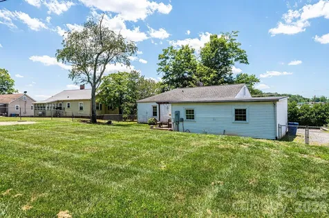 1240 12th Street Place NW Hickory NC 28601