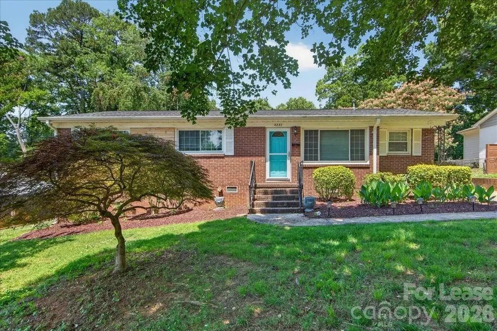 3237 Harrow Place Charlotte NC 28205