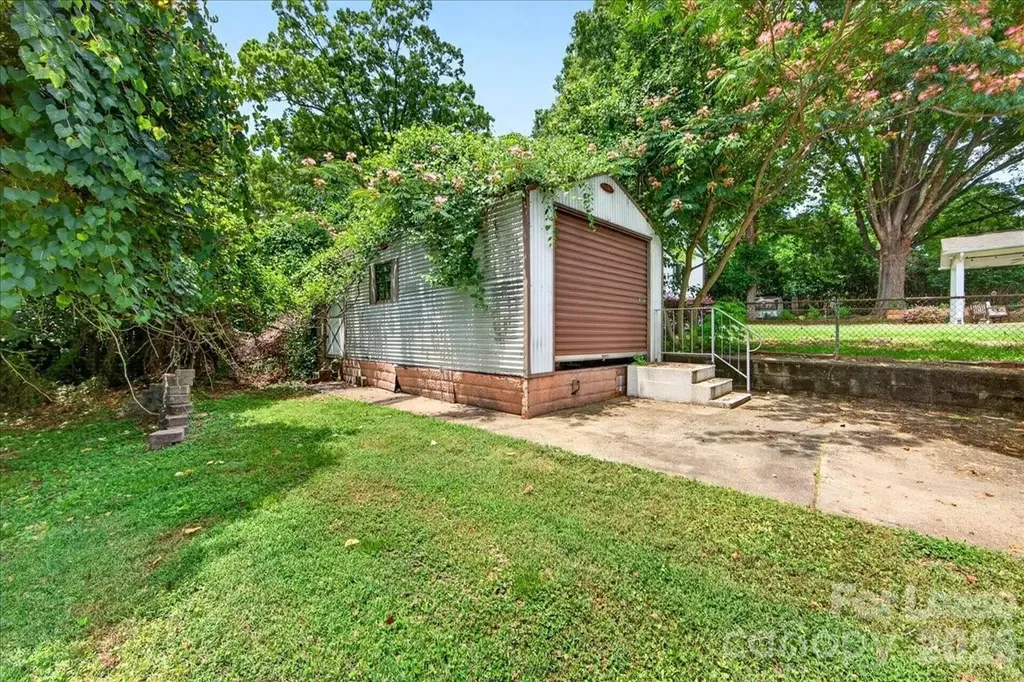 3237 Harrow Place Charlotte NC 28205