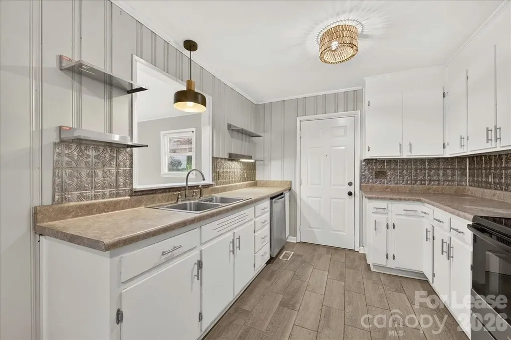 3237 Harrow Place Charlotte NC 28205