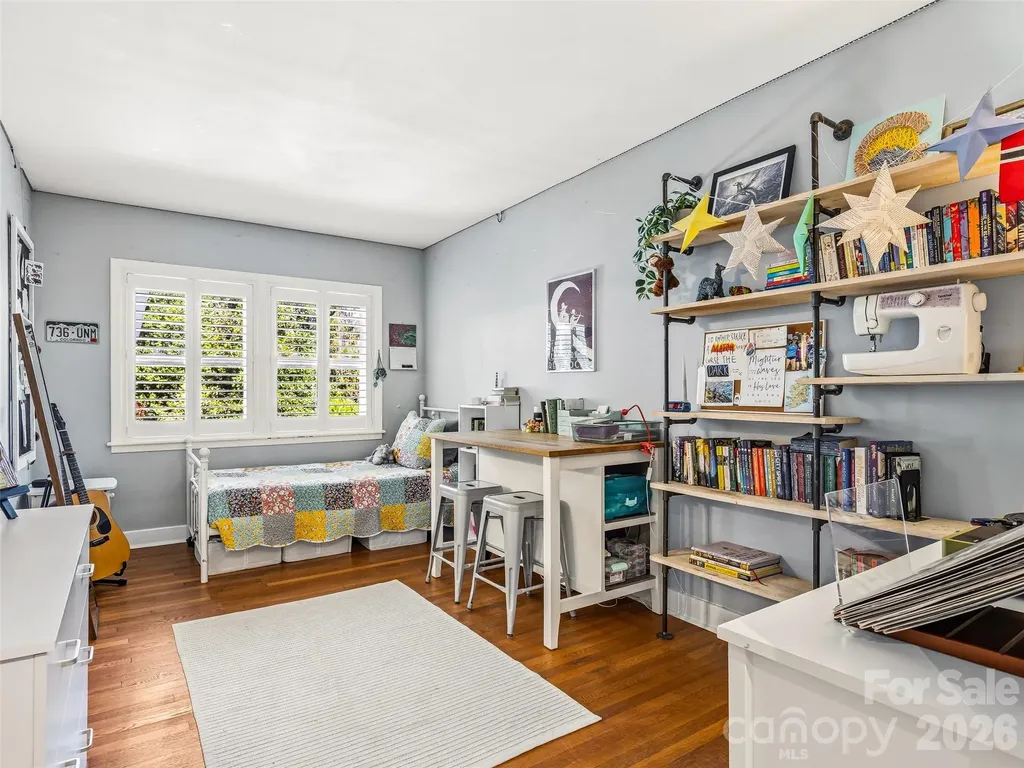 106 Skyway Drive Hendersonville NC 28739