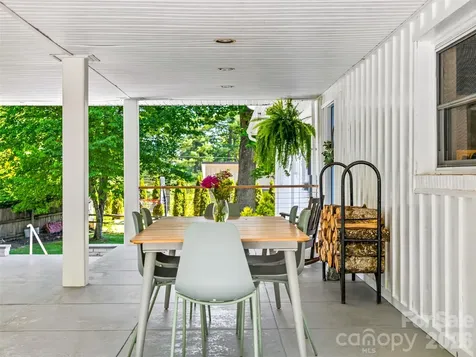 106 Skyway Drive Hendersonville NC 28739