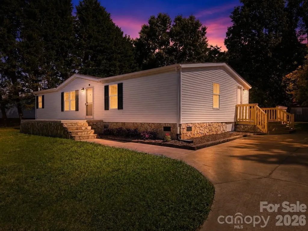 3940 Teaberry Lane Newton NC 28658