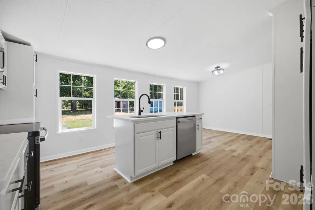 3940 Teaberry Lane Newton NC 28658