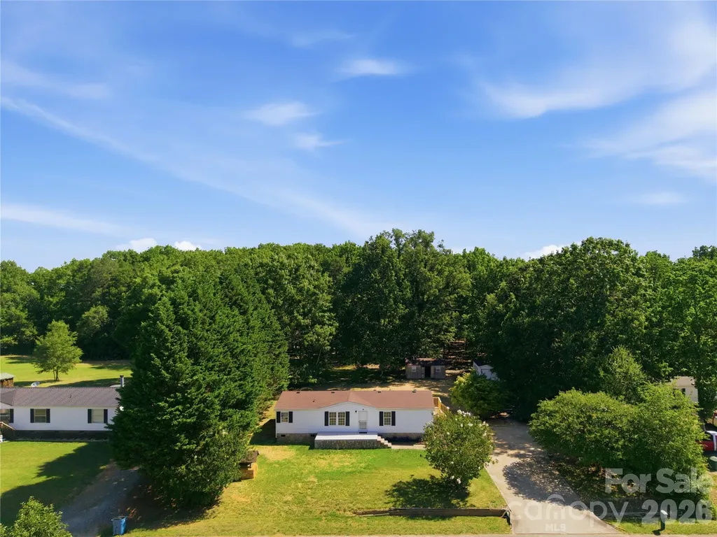 3940 Teaberry Lane Newton NC 28658