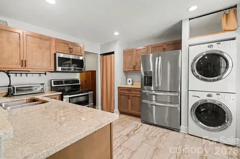 4605 Hedgemore Drive Charlotte NC 28209