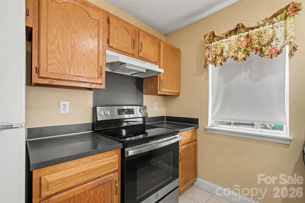 9132 Charminster Court Charlotte NC 28269