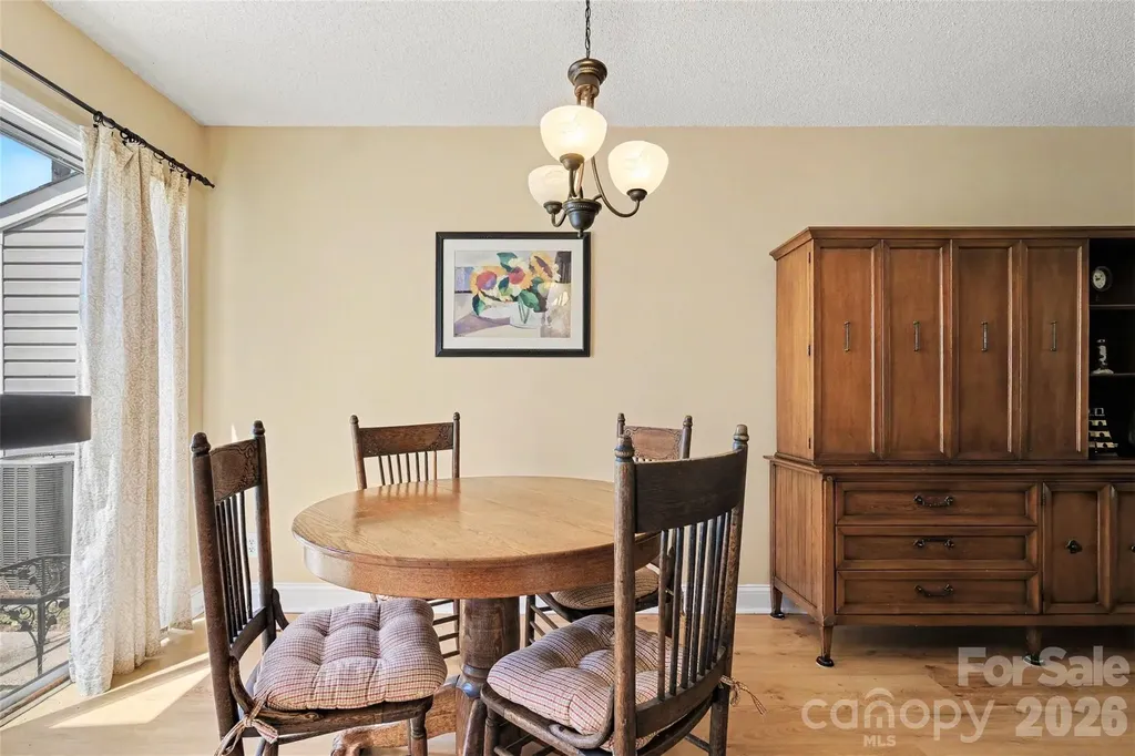 9132 Charminster Court Charlotte NC 28269