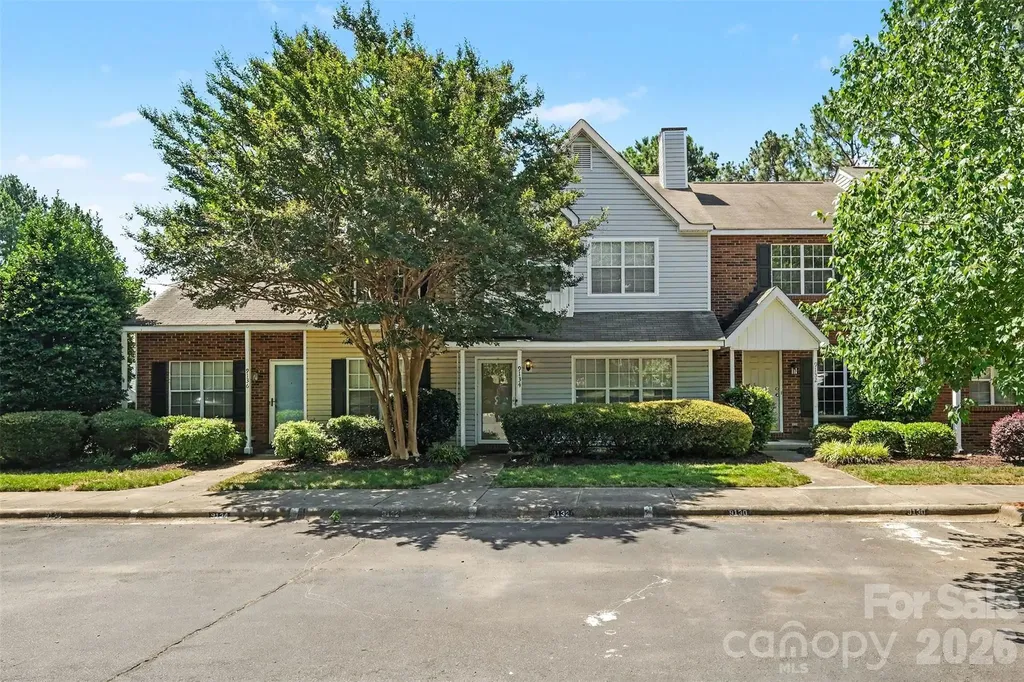 9132 Charminster Court Charlotte NC 28269