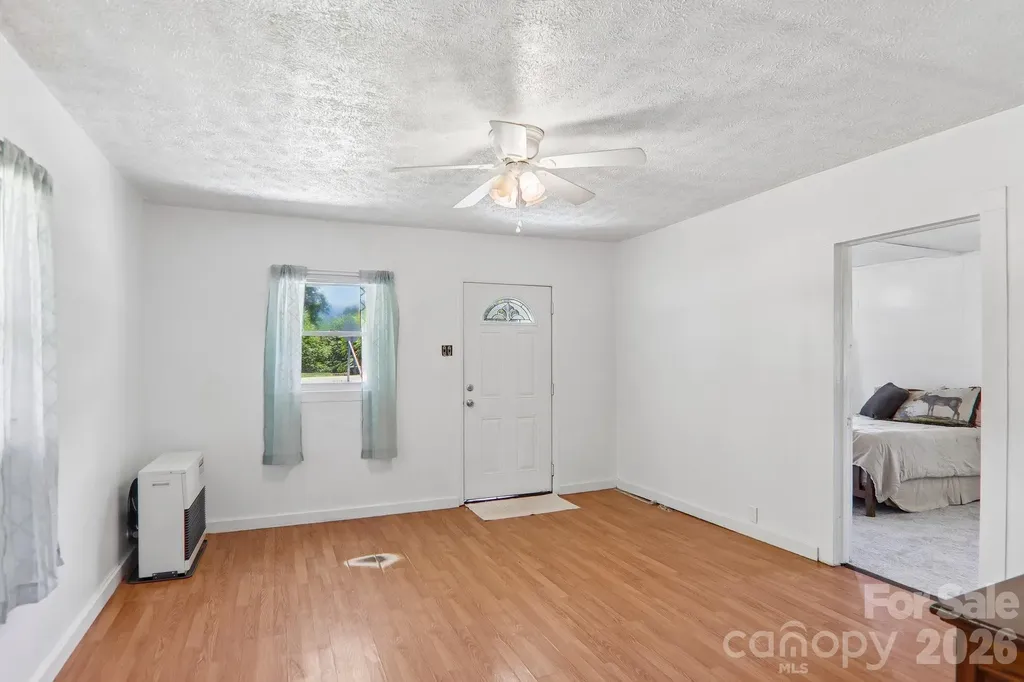 414 Skyline Drive Canton NC 28716