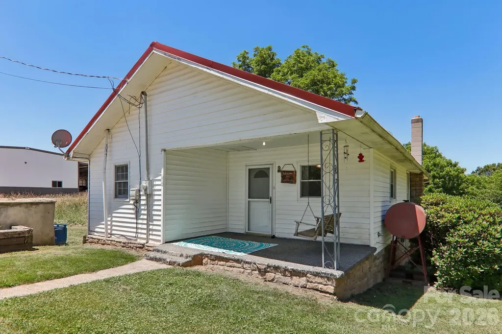 414 Skyline Drive Canton NC 28716