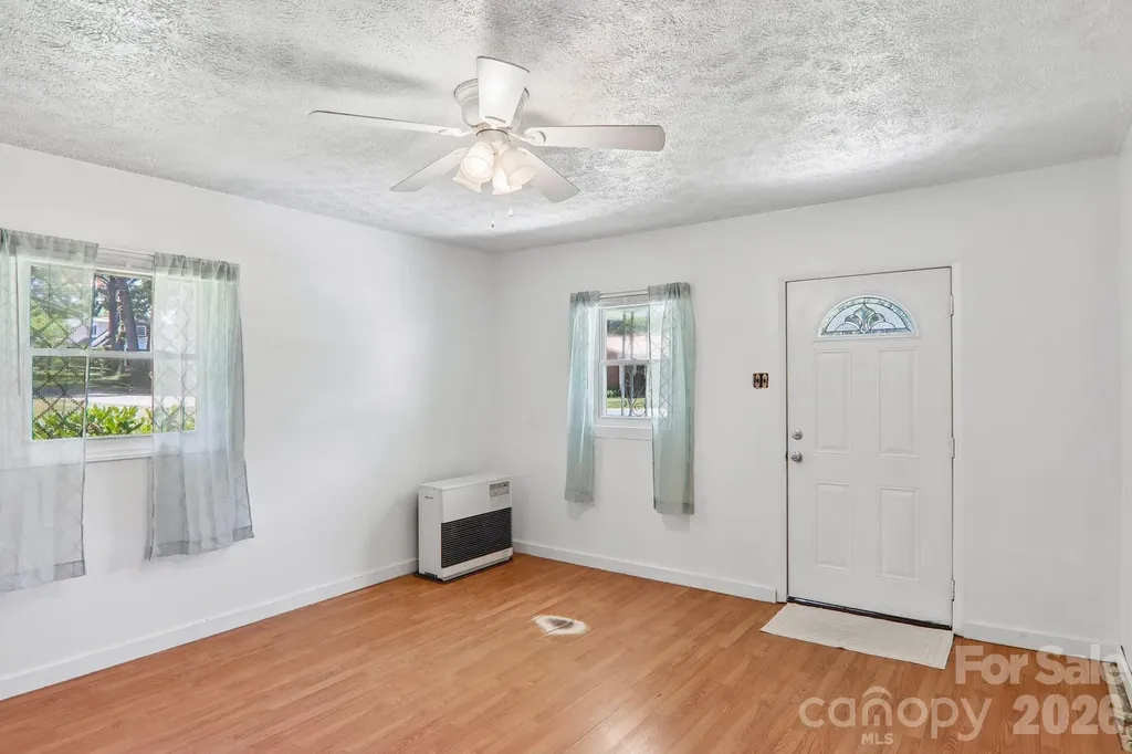 414 Skyline Drive Canton NC 28716