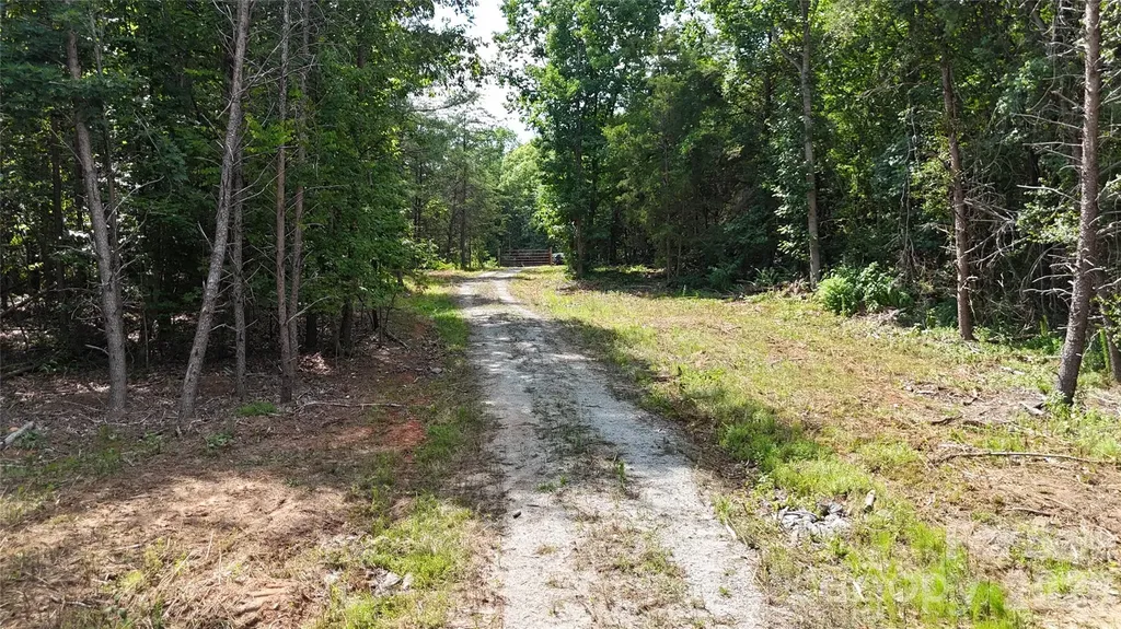 3396 Hollis Road Ellenboro NC 28040