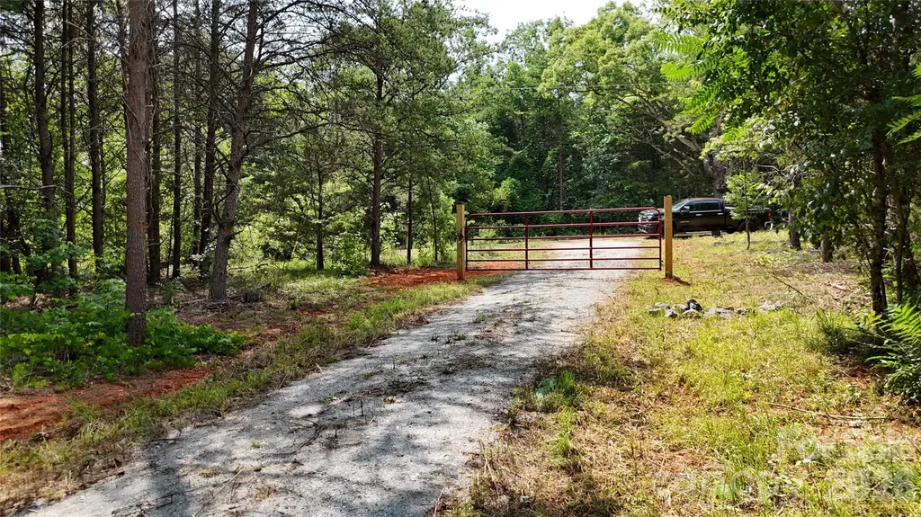 3396 Hollis Road Ellenboro NC 28040