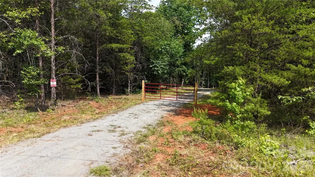 3396 Hollis Road Ellenboro NC 28040