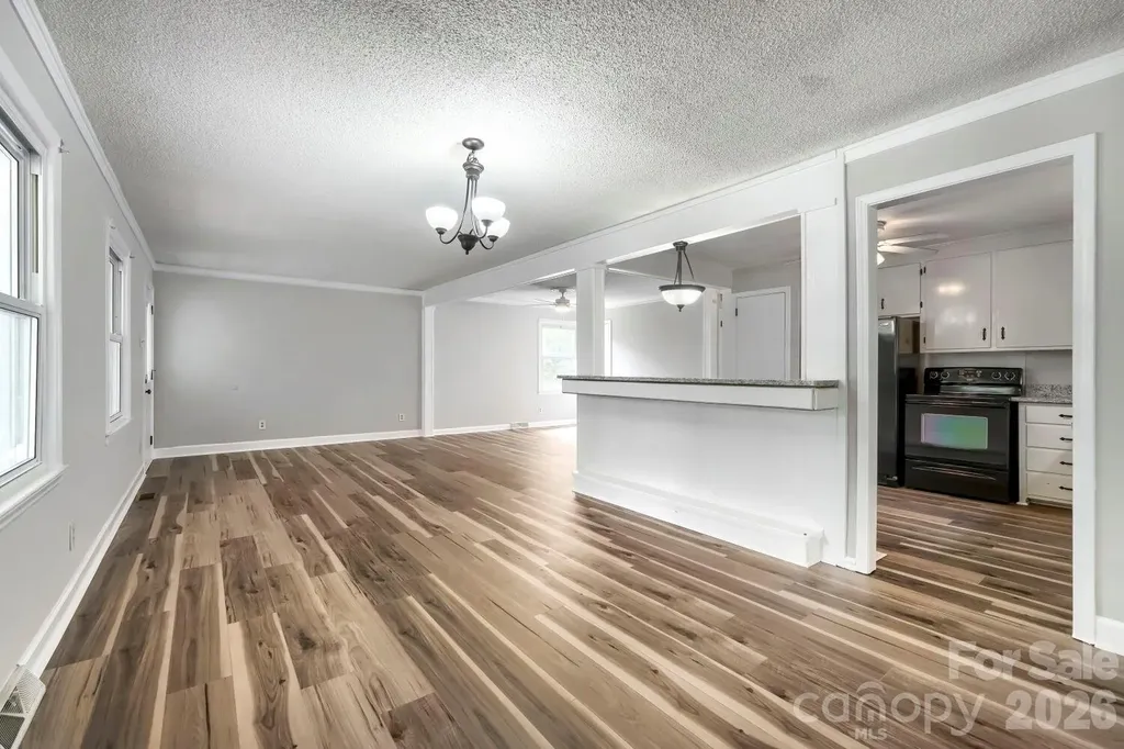221 Eden Circle Pineville NC 28134