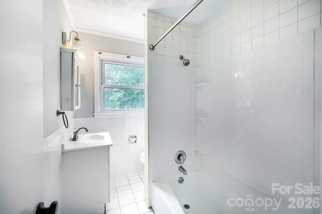 221 Eden Circle Pineville NC 28134