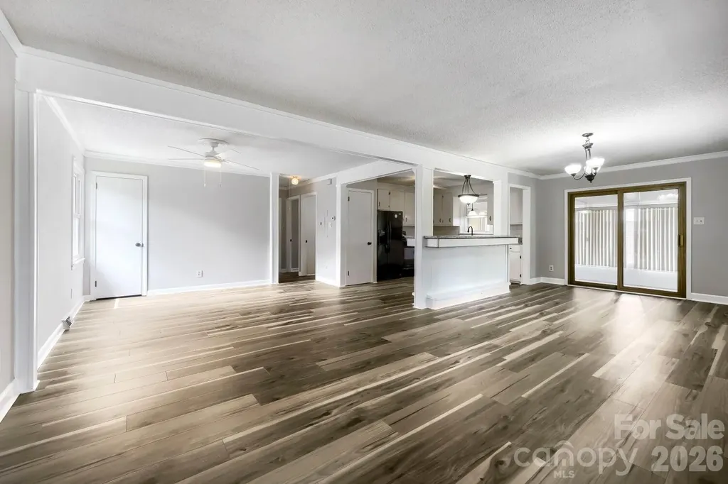 221 Eden Circle Pineville NC 28134