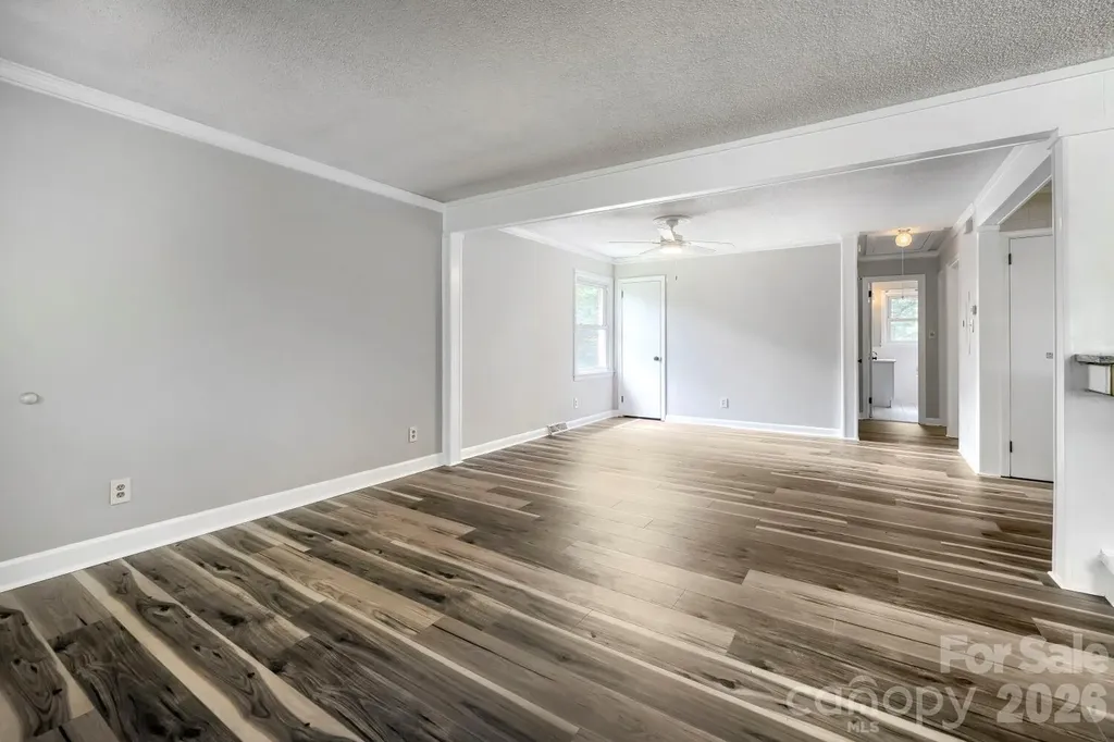 221 Eden Circle Pineville NC 28134