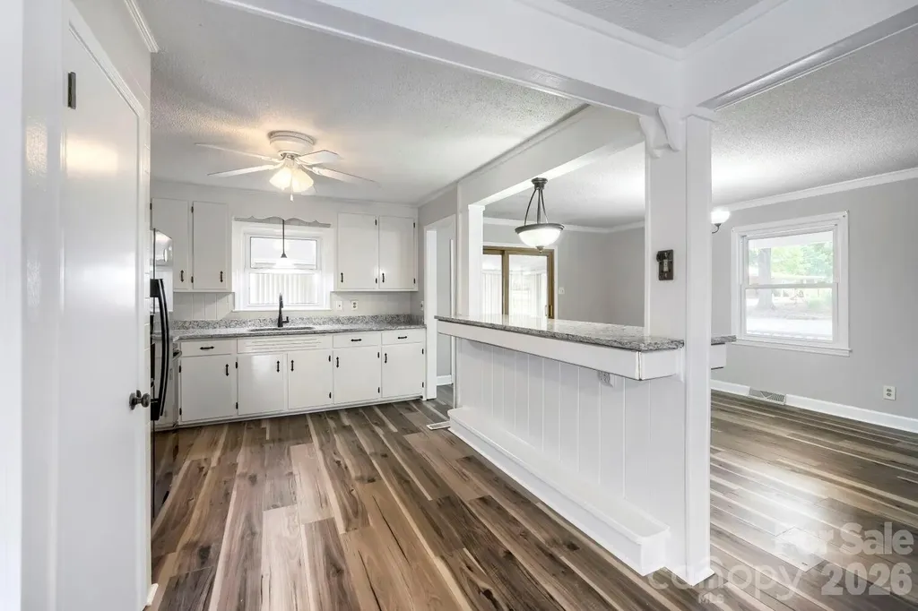 221 Eden Circle Pineville NC 28134
