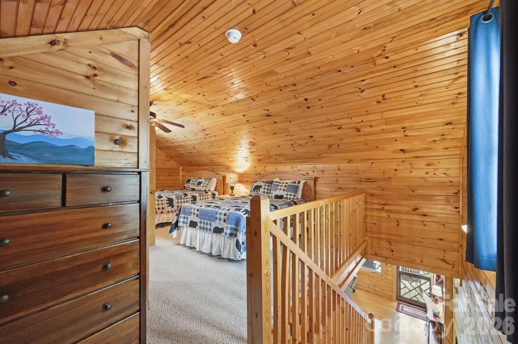 1987 Buck Mountain Road Purlear NC 28665