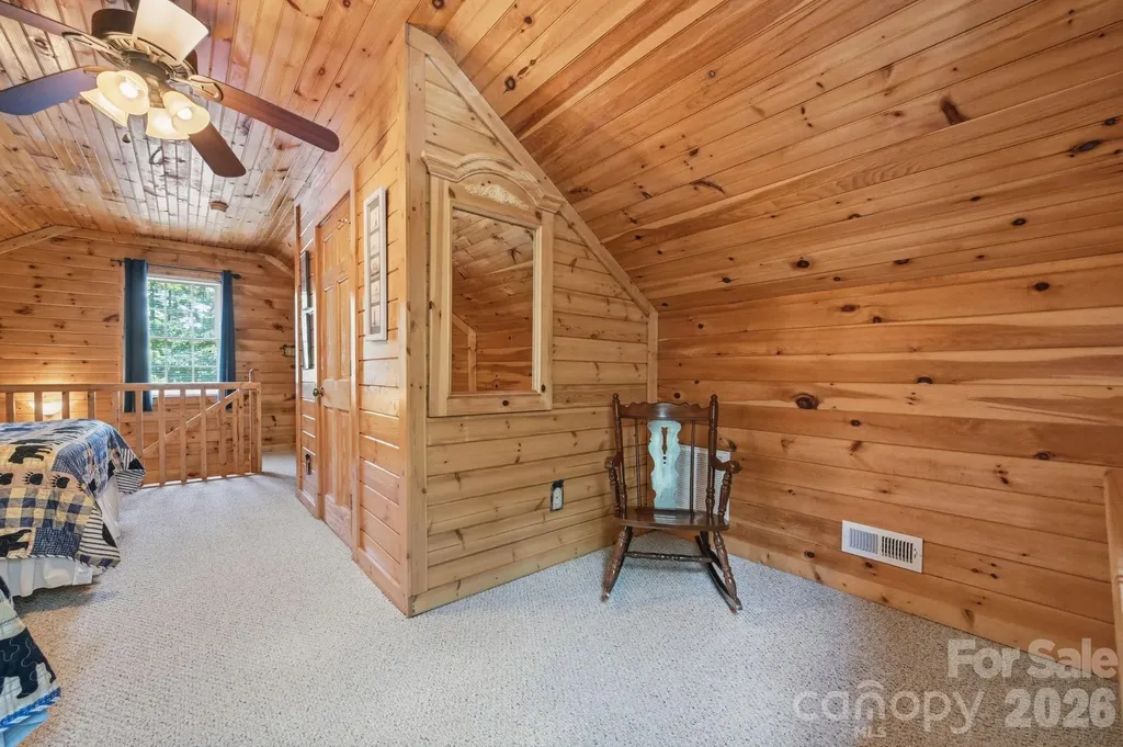 1987 Buck Mountain Road Purlear NC 28665
