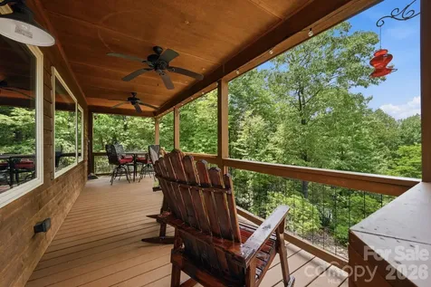 1987 Buck Mountain Road Purlear NC 28665