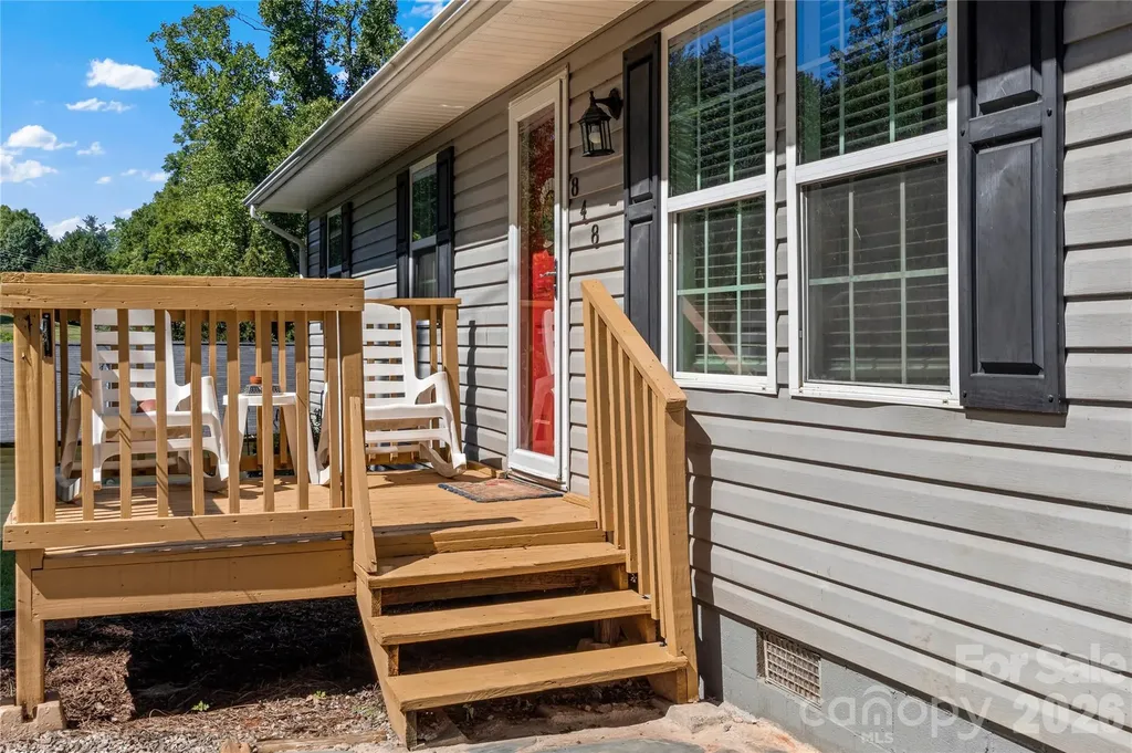 848 Huffman River Lane Purlear NC 28665