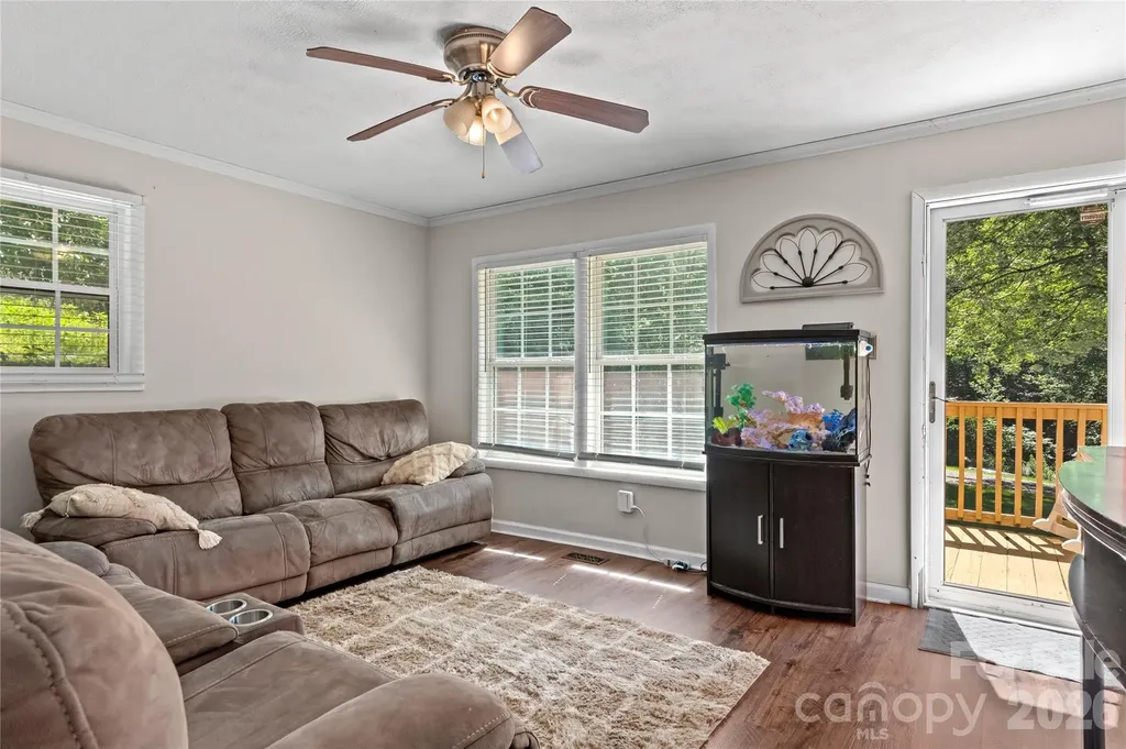848 Huffman River Lane Purlear NC 28665