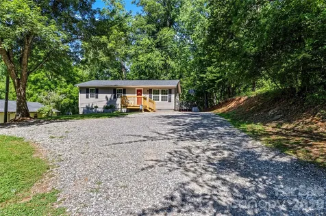 848 Huffman River Lane Purlear NC 28665