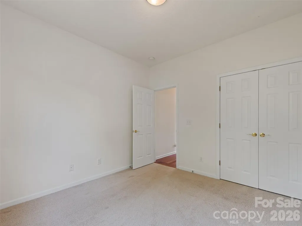 2 Thornwood Court Arden NC 28704