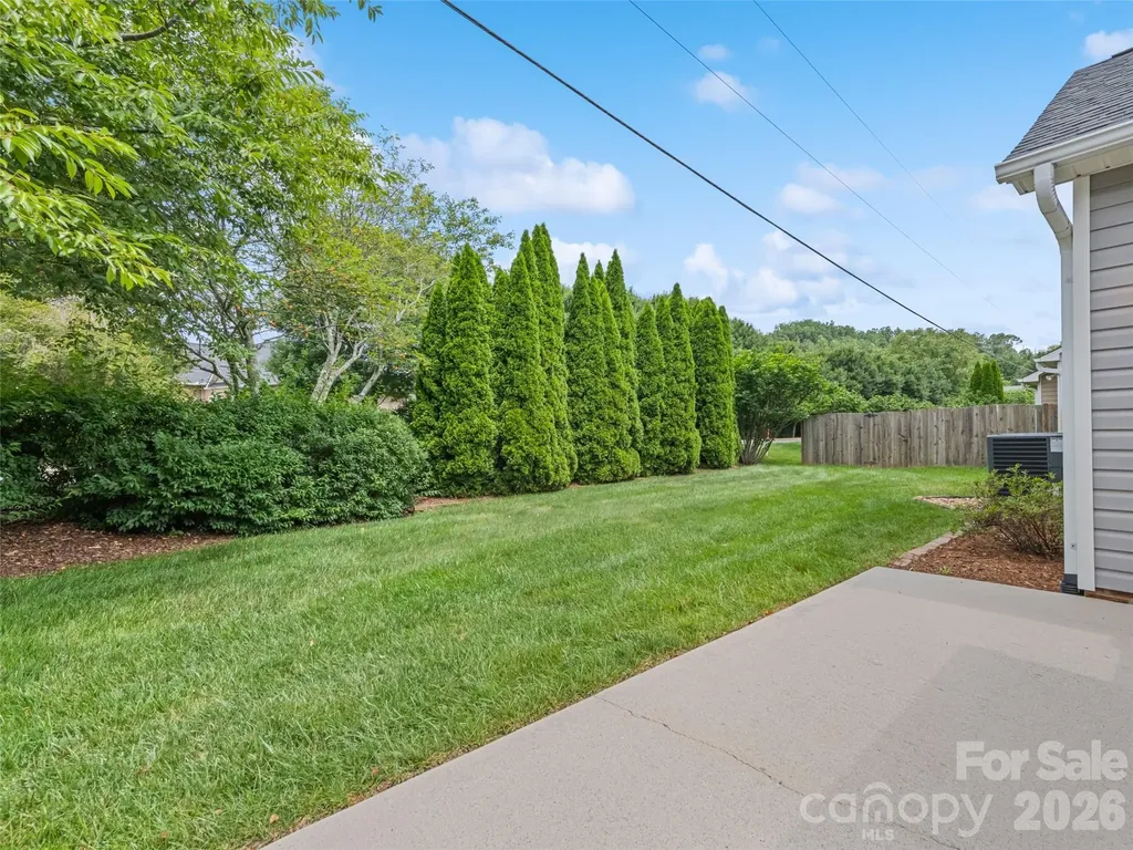 2 Thornwood Court Arden NC 28704