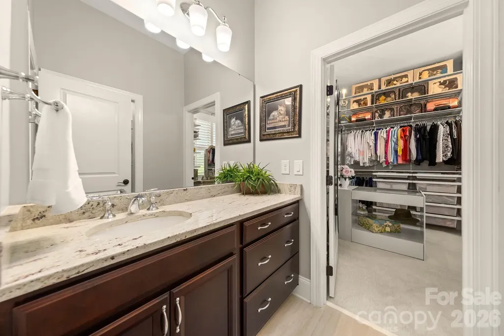 12047 Cove Court Charlotte NC 28278