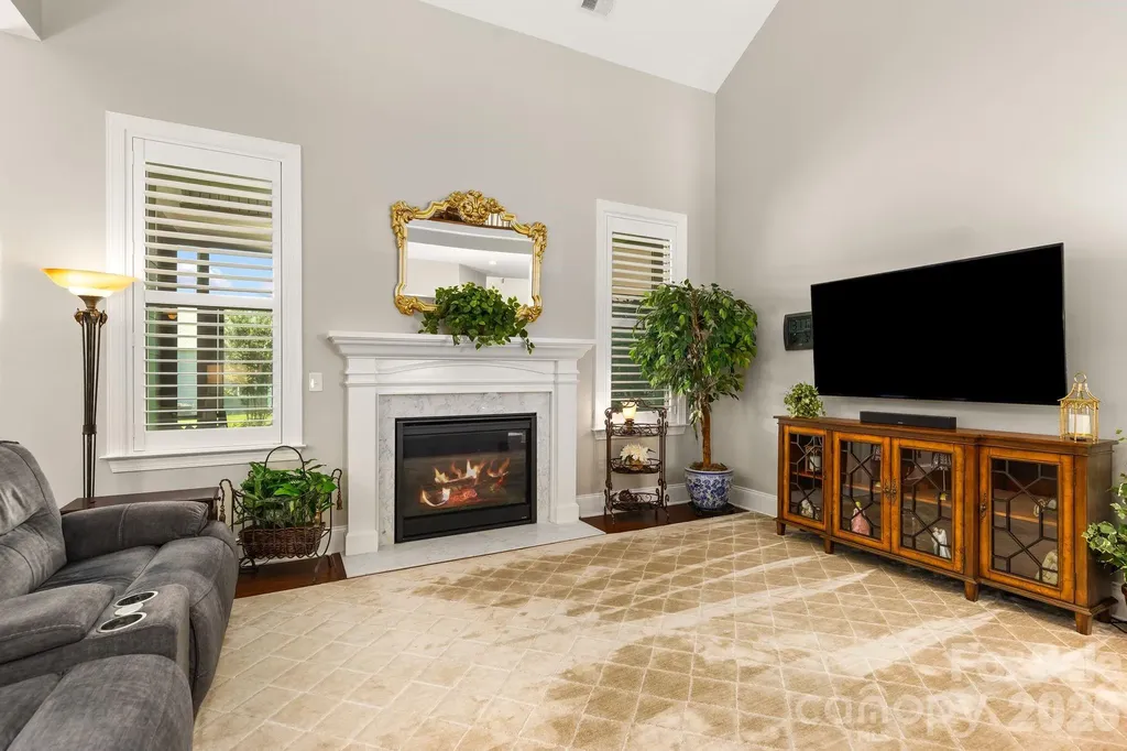 12047 Cove Court Charlotte NC 28278