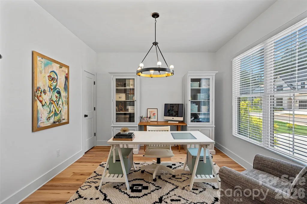 1642 Longfellow Street Charlotte NC 28205