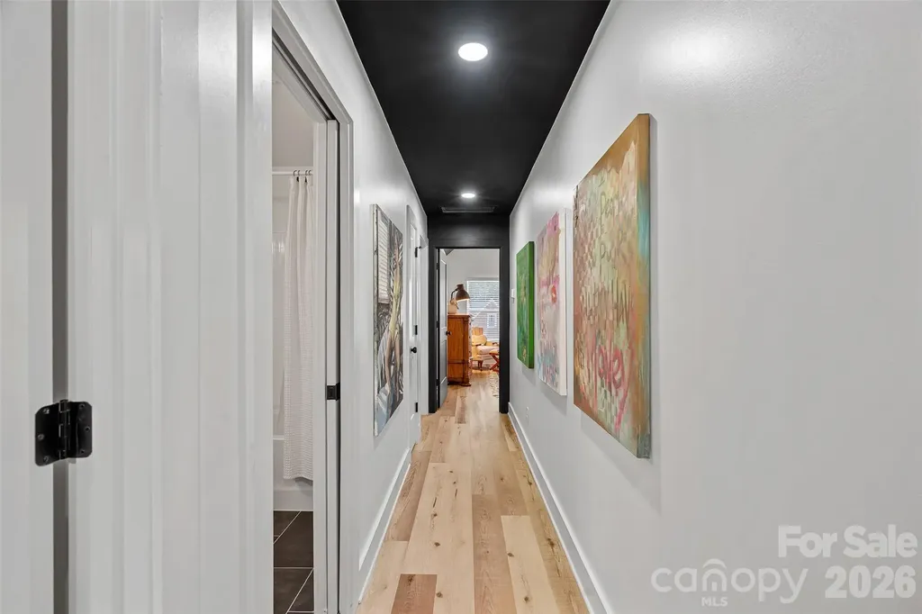 1642 Longfellow Street Charlotte NC 28205