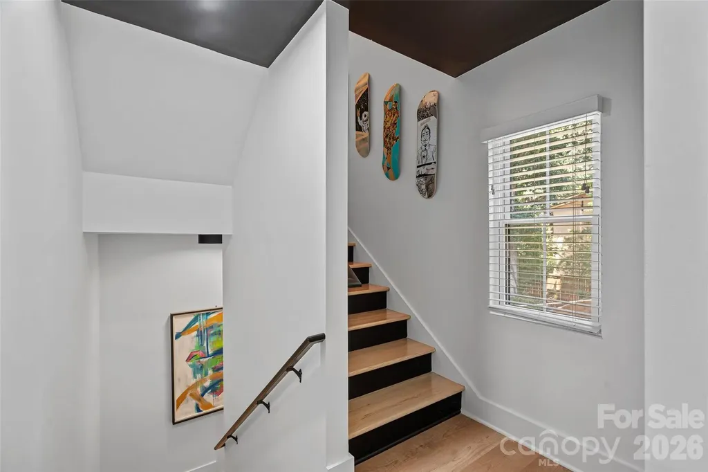 1642 Longfellow Street Charlotte NC 28205