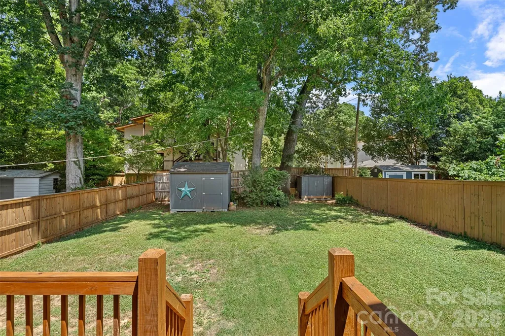 1642 Longfellow Street Charlotte NC 28205