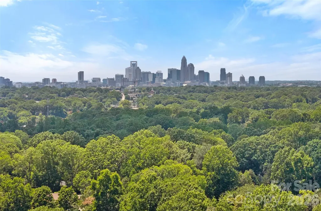 1642 Longfellow Street Charlotte NC 28205